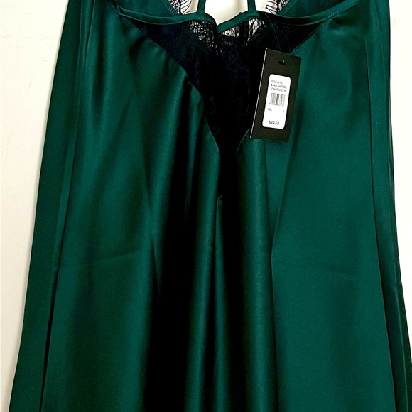 Hunter Green/Black Erina Satin & Lace Babydoll - Picture 3 of 4